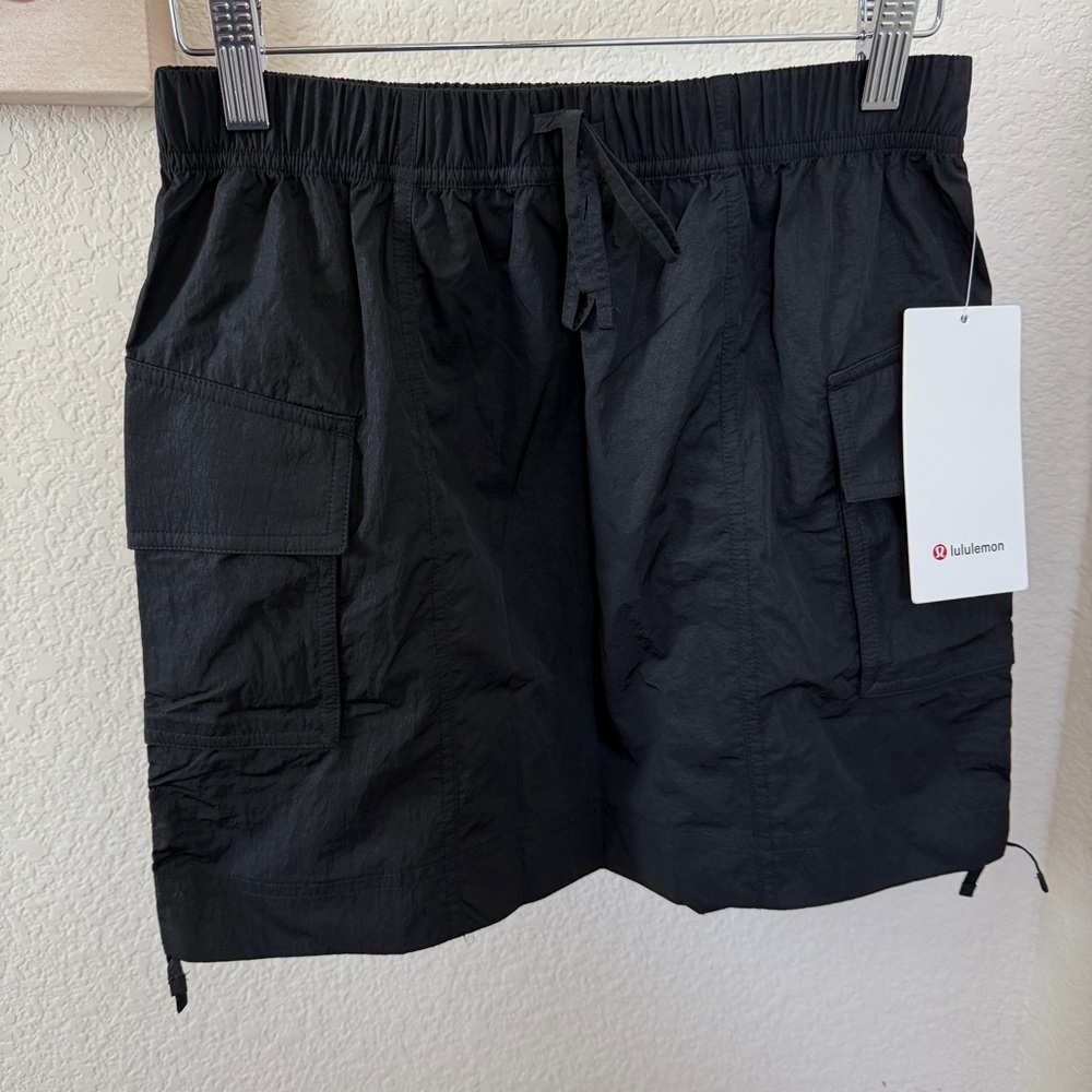 Lululemon Nylon Cargo Mini Skirt Women’s Black XS New - Picture 2 of 9
